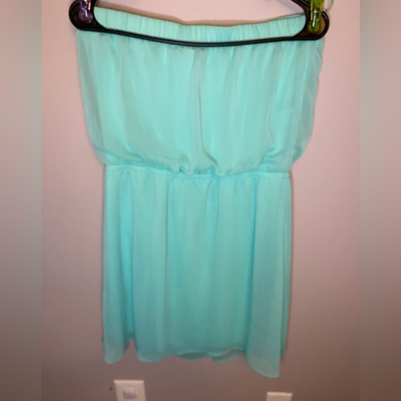 EXPRESS mint colored strapless dress - Picture 4 of 4